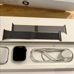 Apple Watch Series 6 40mm Space Gray (GPS+Cellular)